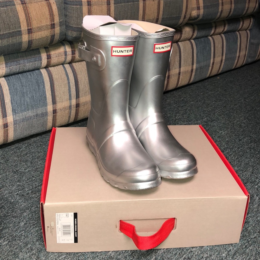 ✨BRAND NEW HUNTER BOOTS✨